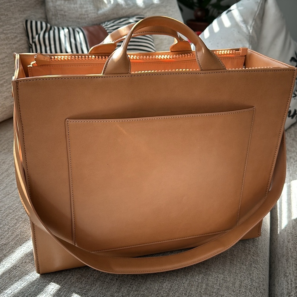 Dagne Dover daily LARGE  tote Light Cognac Brown Like NEW